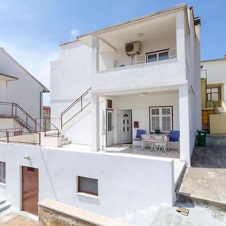 Apartments Visnja Примоштен Екстер'єр фото